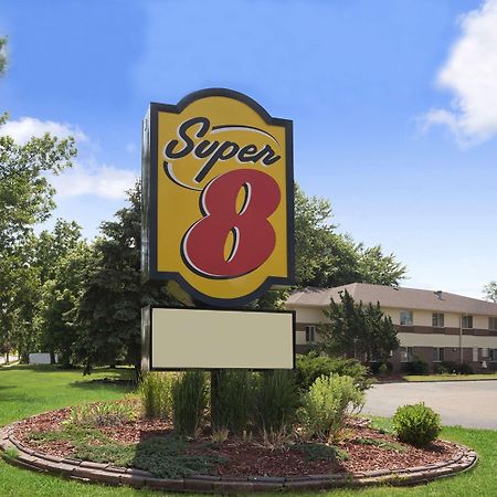 Super 8 By Wyndham Whitewater Wi Hotel Luaran gambar